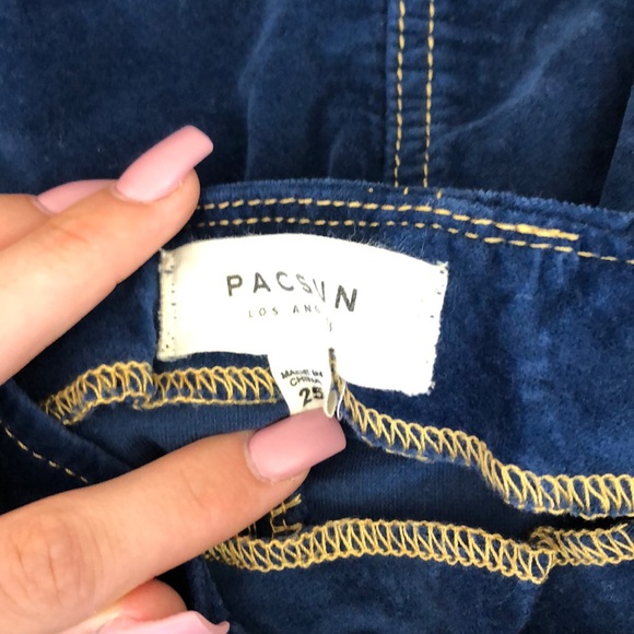 Blue mini skirt - Picture 3 of 3